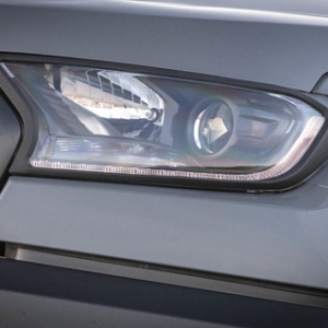 Pickup Attitude* Pokrov žarometov mat črn okvir